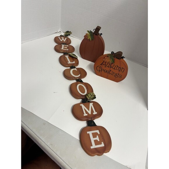3 Piece Pumpkin Lot Vintage Welcome Sign Free standing Pumpkins - Picture 1 of 9